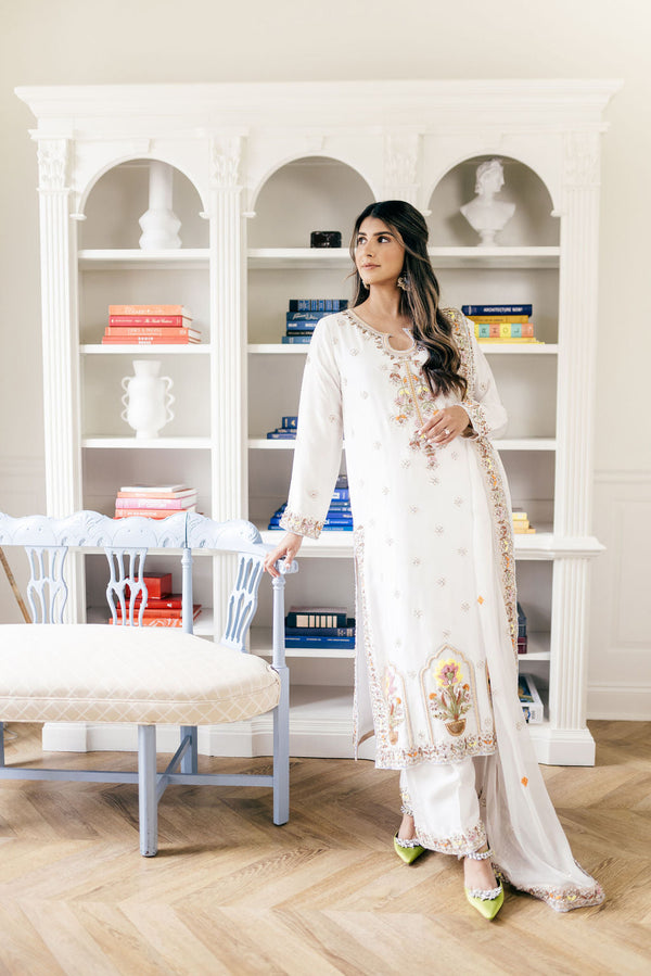 Ayla Noor New York: Pakistani Dresses Online USA For Eid Wedding Party Ayla Noor New York: Pakistani Dresses Online USA For Eid Wedding Party