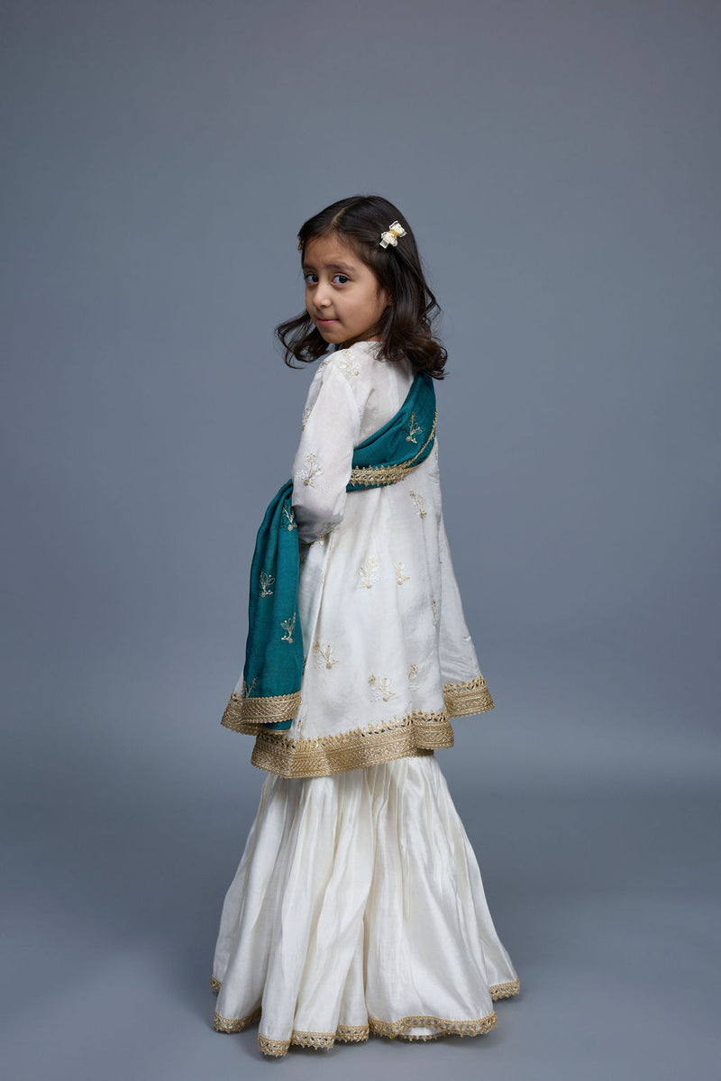 Noor Kids 3 Piece Stitched Suit