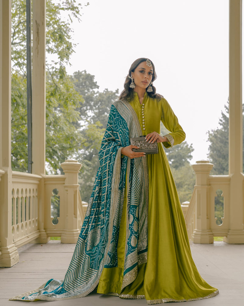 Zeenia 3 Piece Stitched Suit