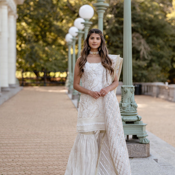 DSC4480_600x600_crop_center.