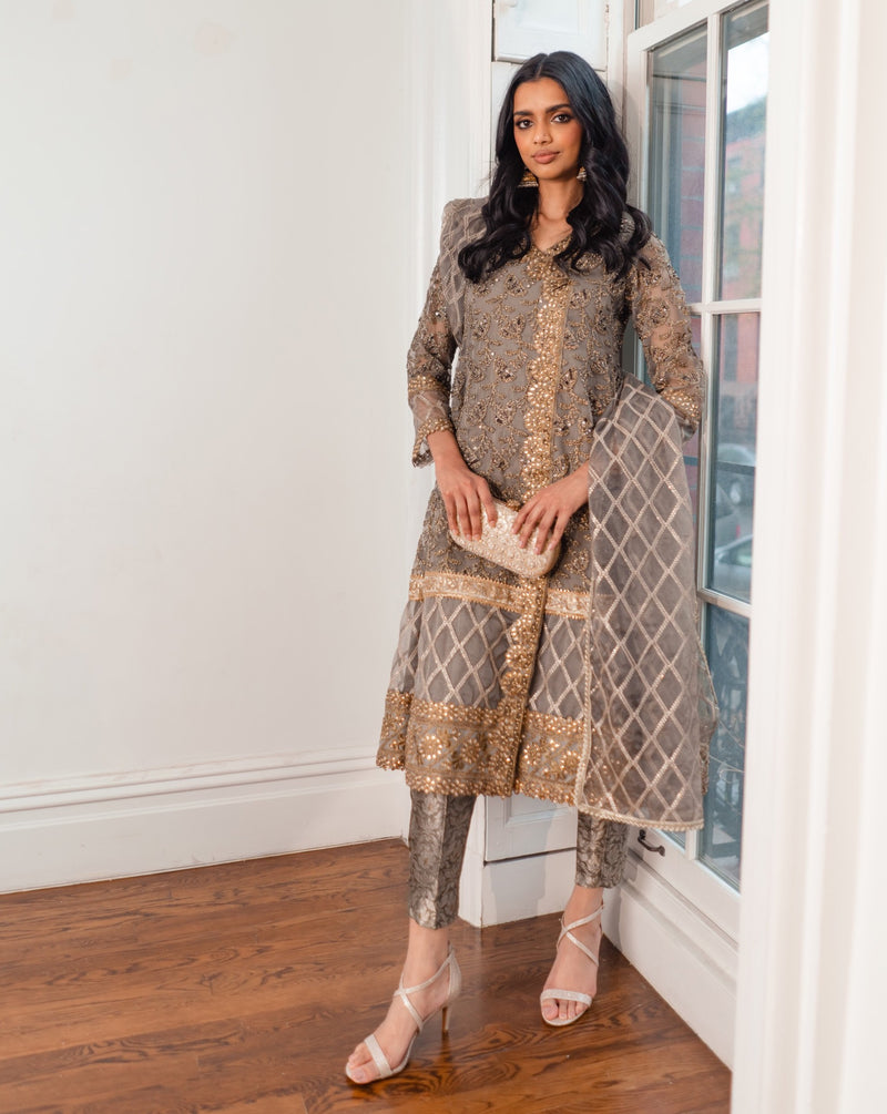 Fareeshay 3 Piece Stitched Suit