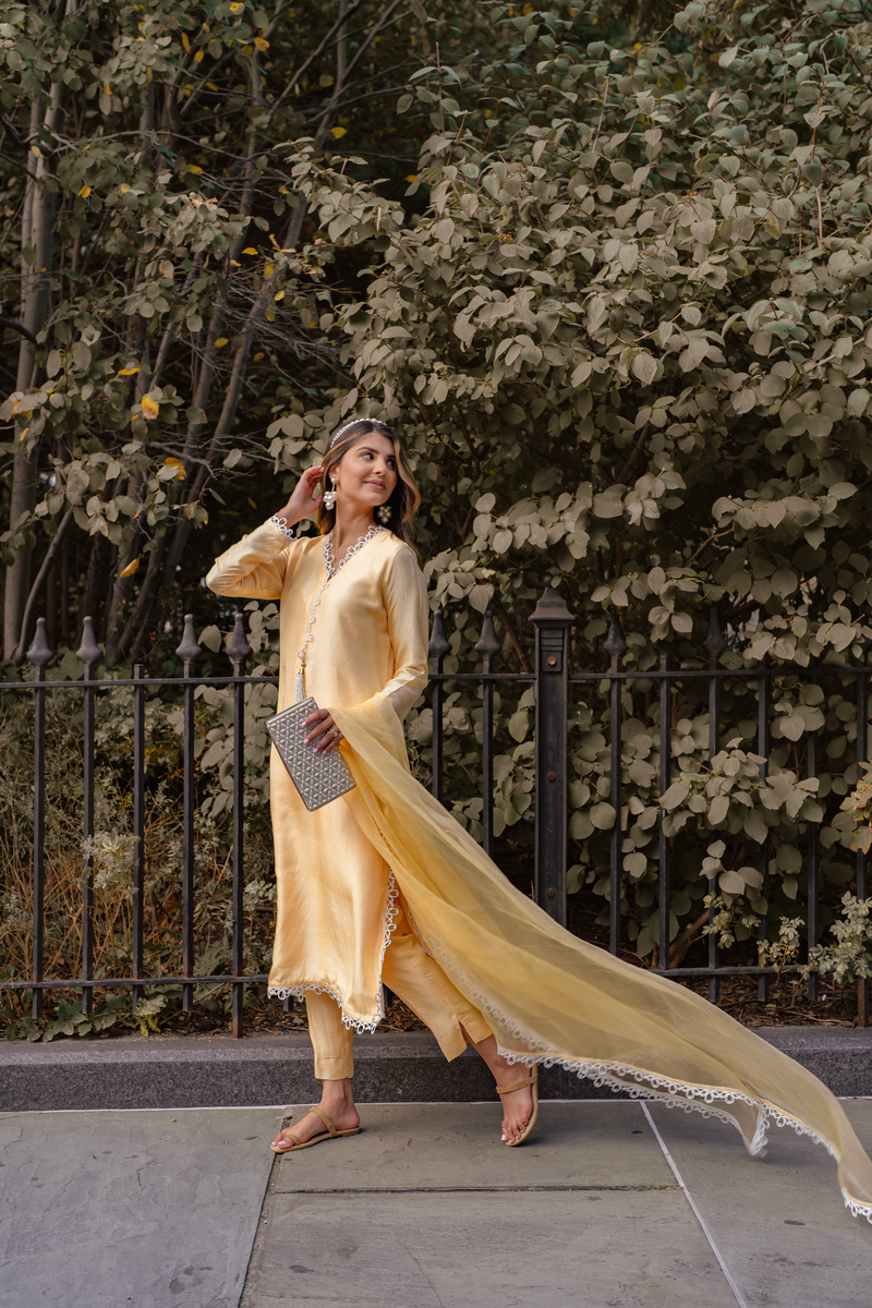 Luna 3 Piece Stitched Suit