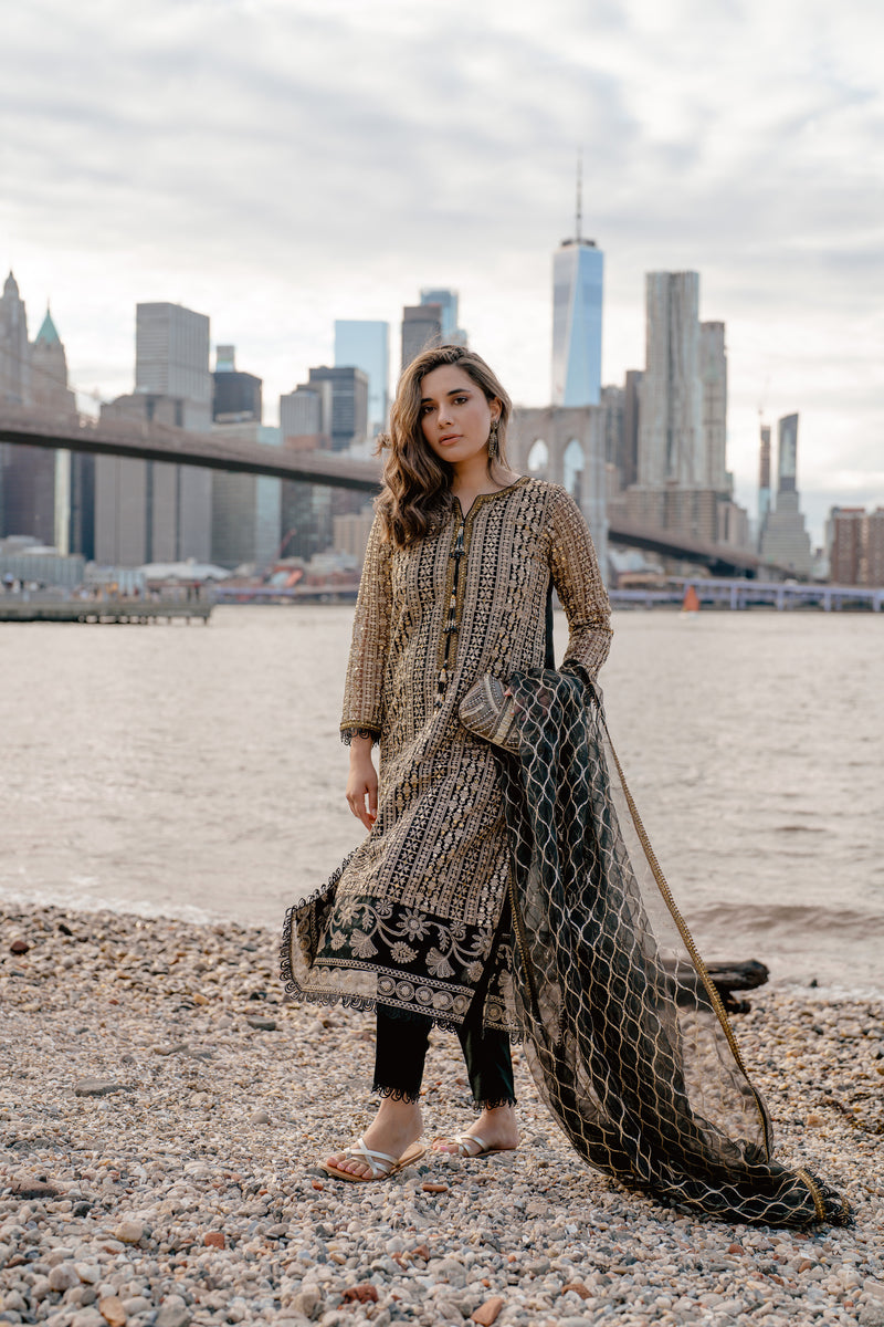 Zuri 3 Piece Stitched Suit