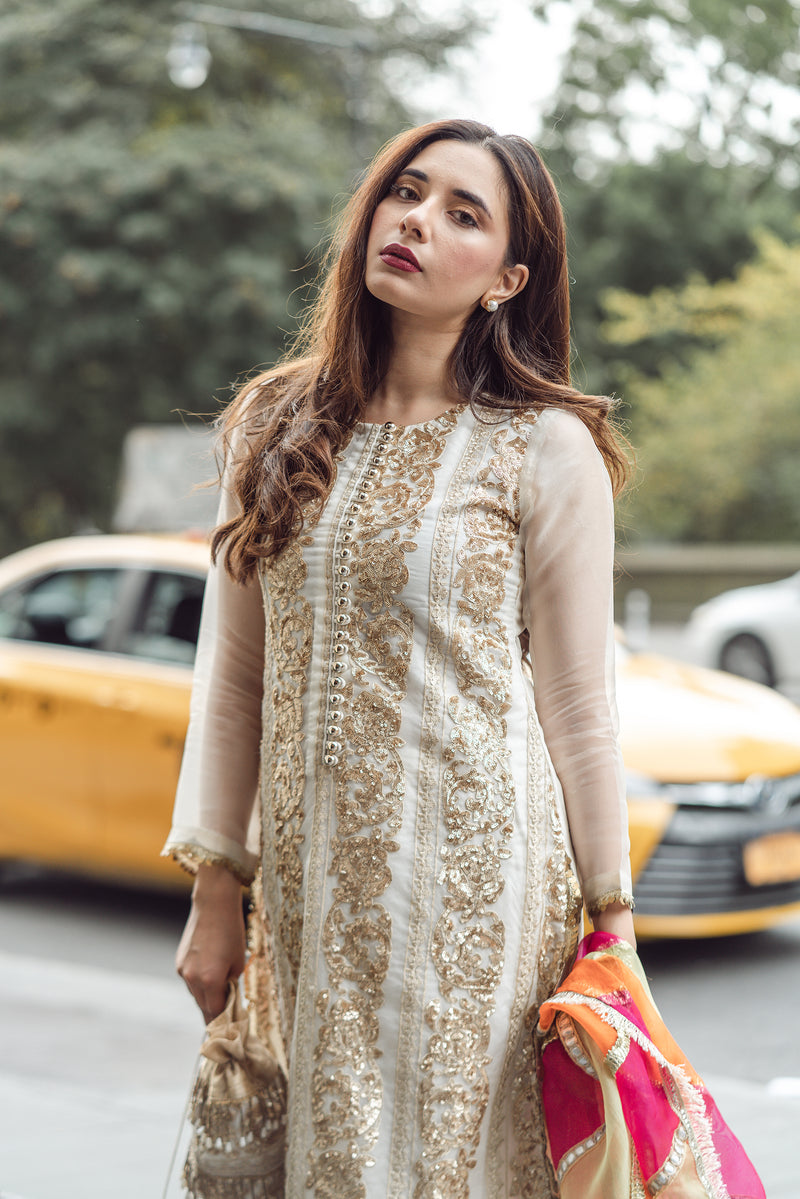 Shanzey 3 Piece Stitched Suit (Bag Sold Separately)