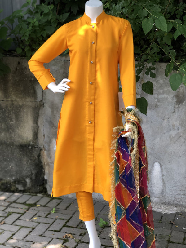 Noori 3 Piece Stitched Suit